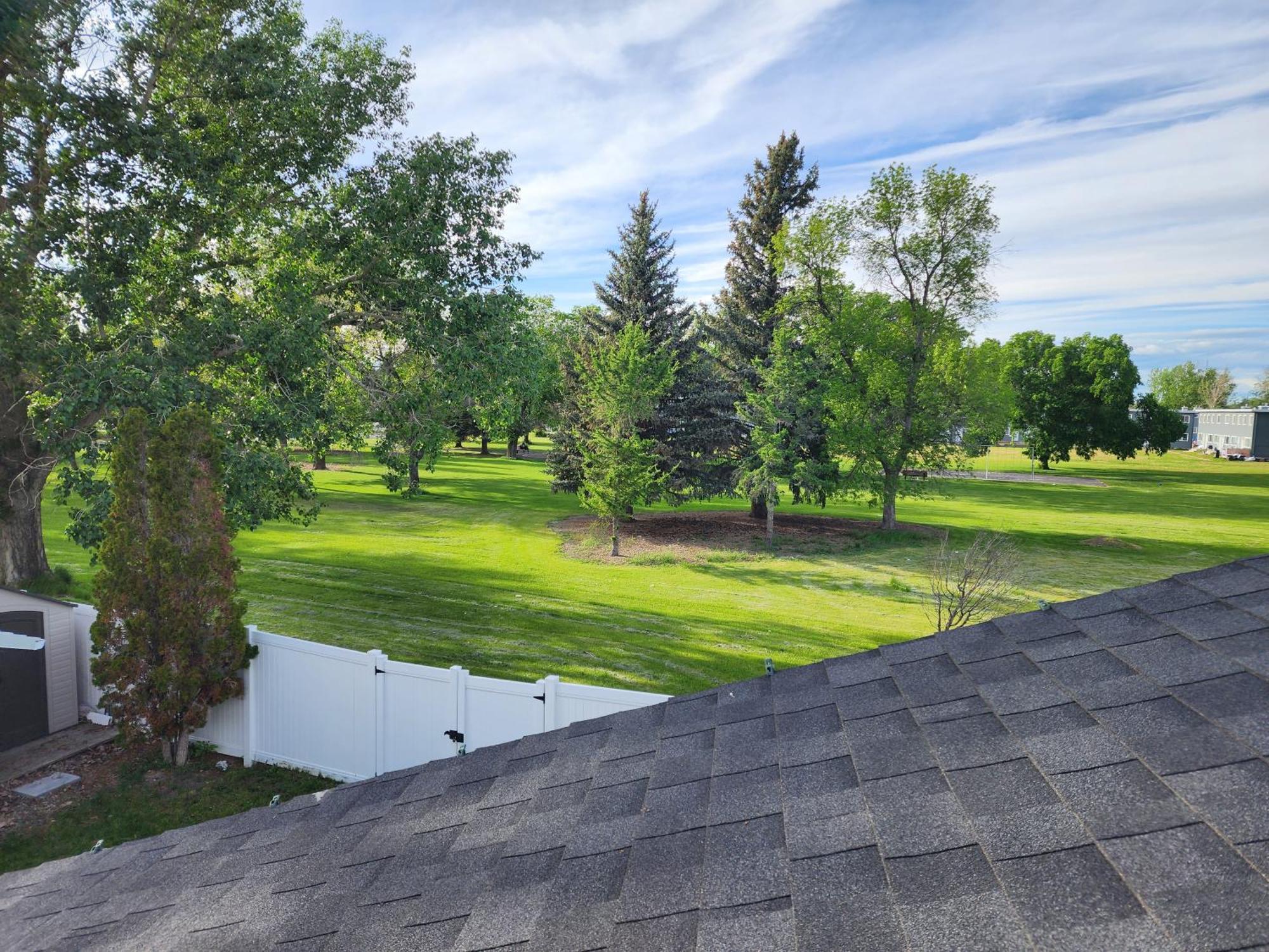 Loft With Patio & Hot Tub Apartamento Lethbridge Exterior foto